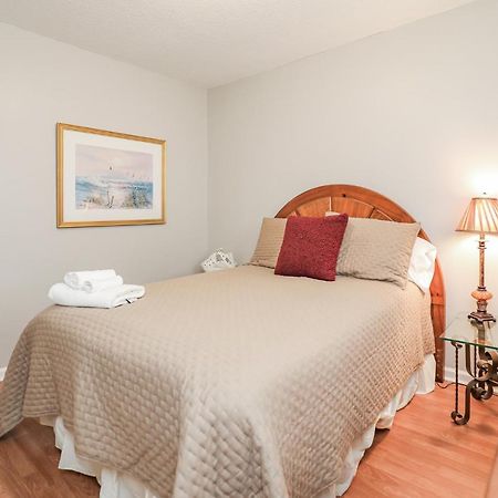 Spacious Home With Waterfront View-Welcome Pets Sneads Ferry 外观 照片