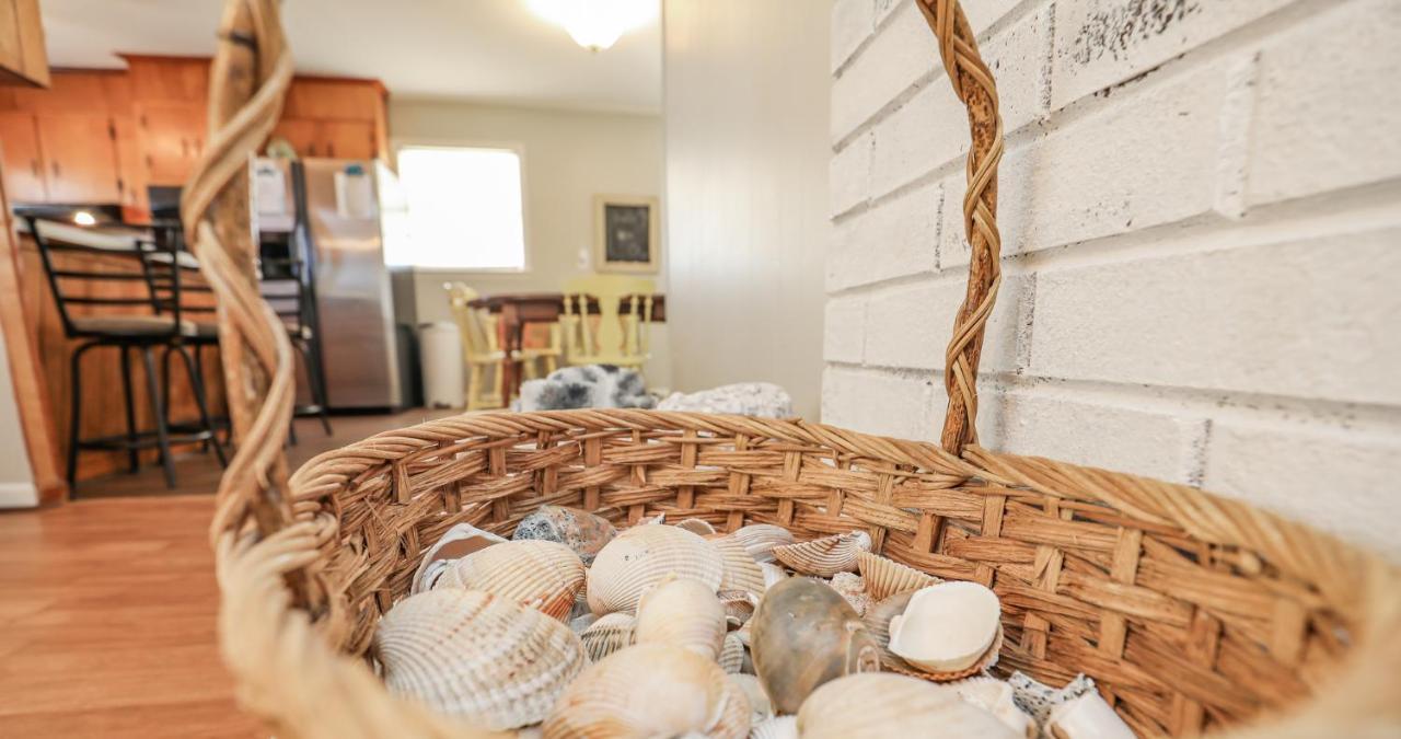 Spacious Home With Waterfront View-Welcome Pets Sneads Ferry 外观 照片