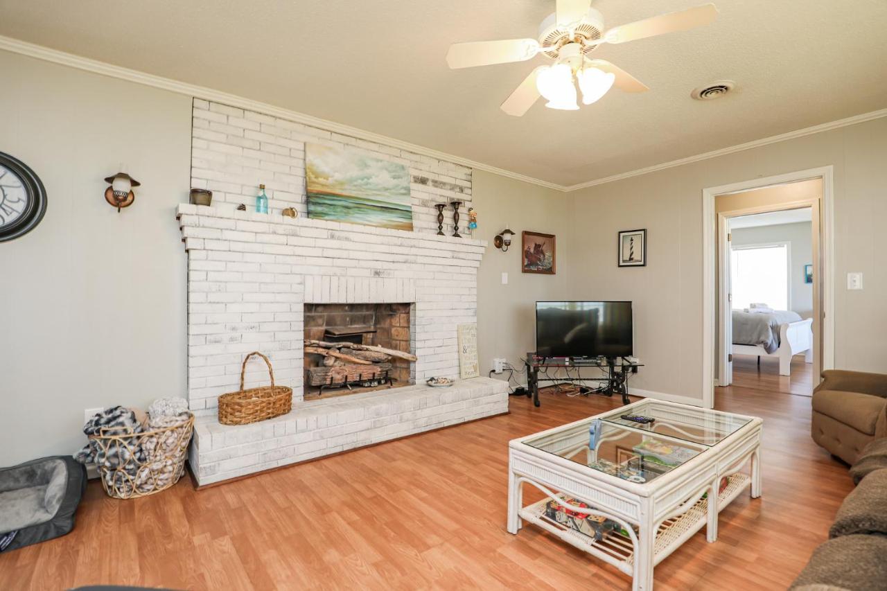Spacious Home With Waterfront View-Welcome Pets Sneads Ferry 外观 照片