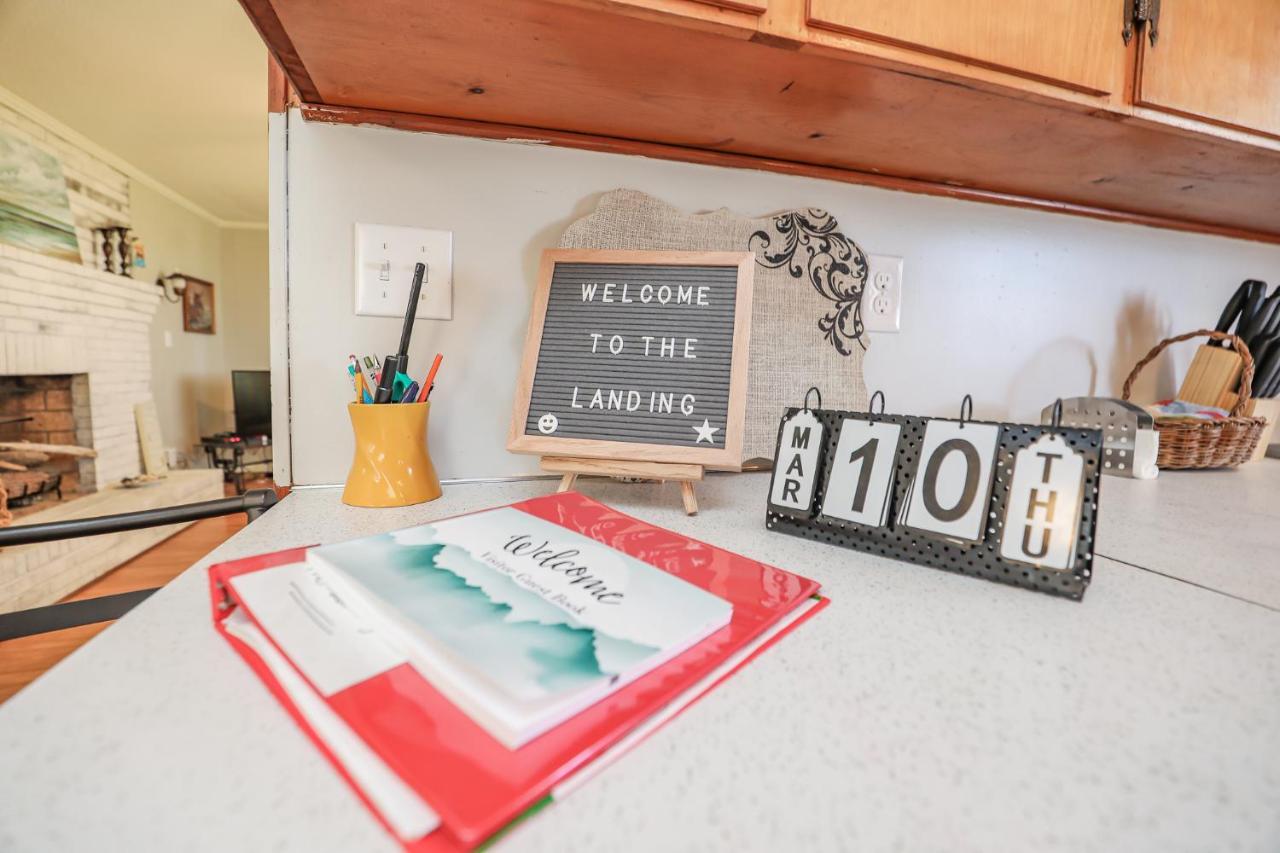 Spacious Home With Waterfront View-Welcome Pets Sneads Ferry 外观 照片