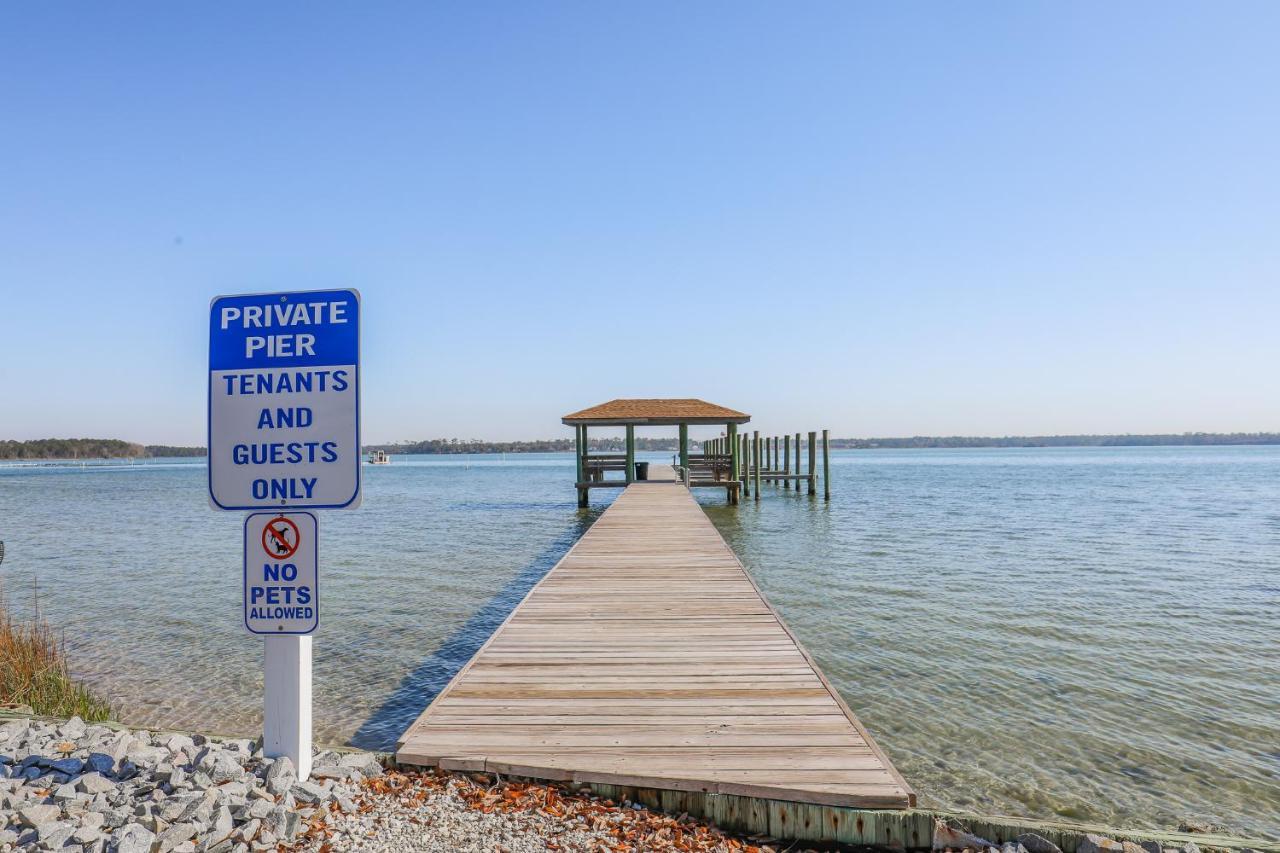 Spacious Home With Waterfront View-Welcome Pets Sneads Ferry 外观 照片