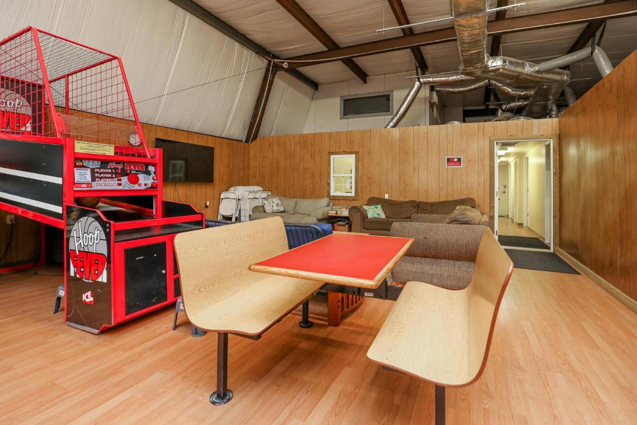 Spacious Home With Waterfront View-Welcome Pets Sneads Ferry 外观 照片