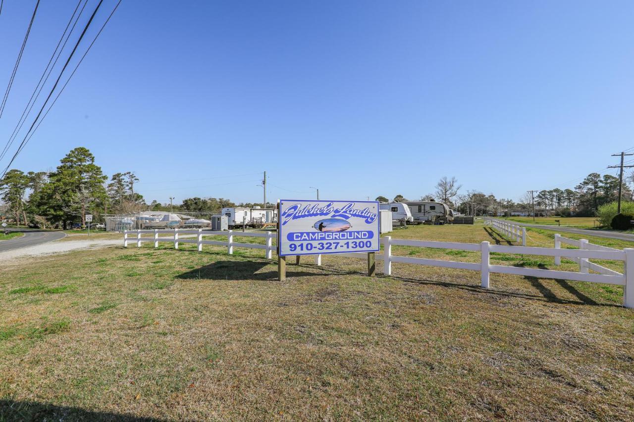 Spacious Home With Waterfront View-Welcome Pets Sneads Ferry 外观 照片